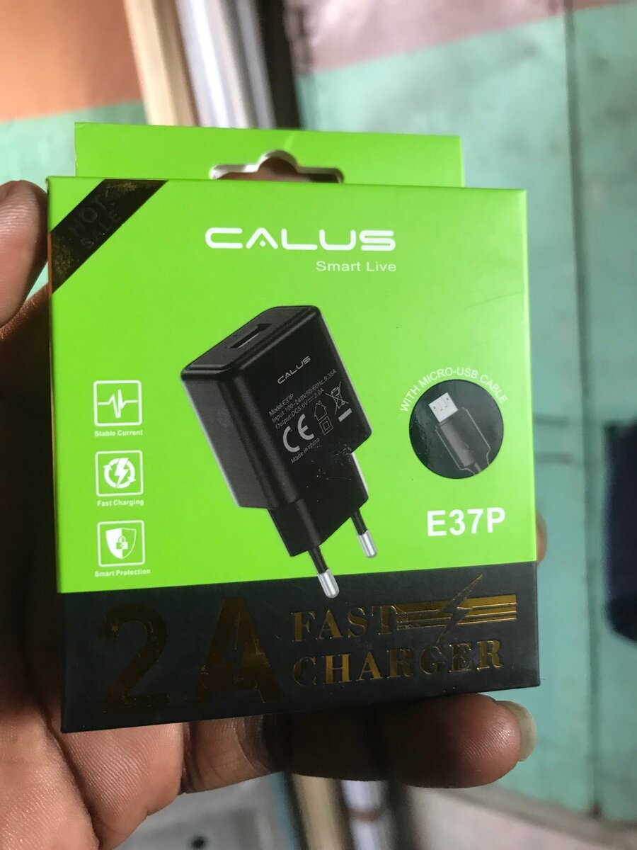 Calus 2A fast charging charger