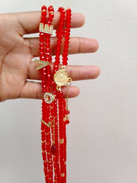 Bijoux en perles au reins