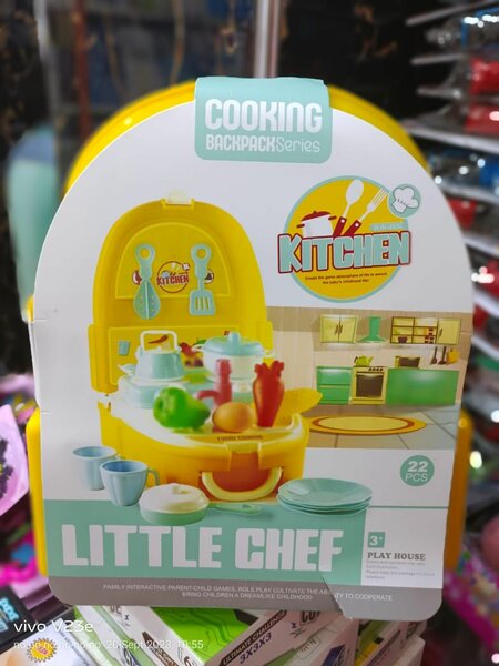 Doctrr and kitchen bag