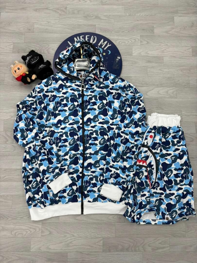 Ensemble de jogging camouflage