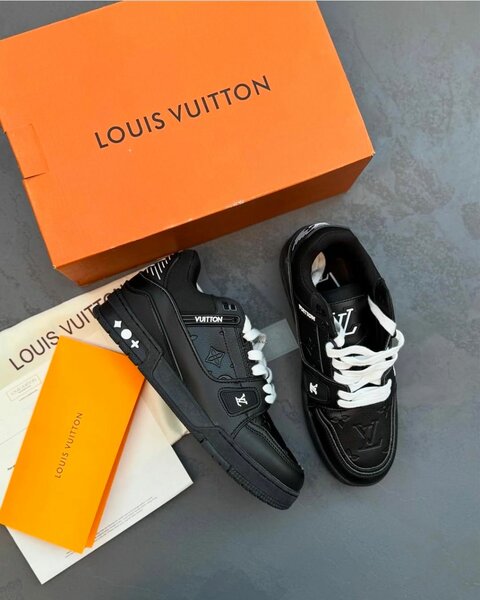Sneakers Noir Louis Vuitton