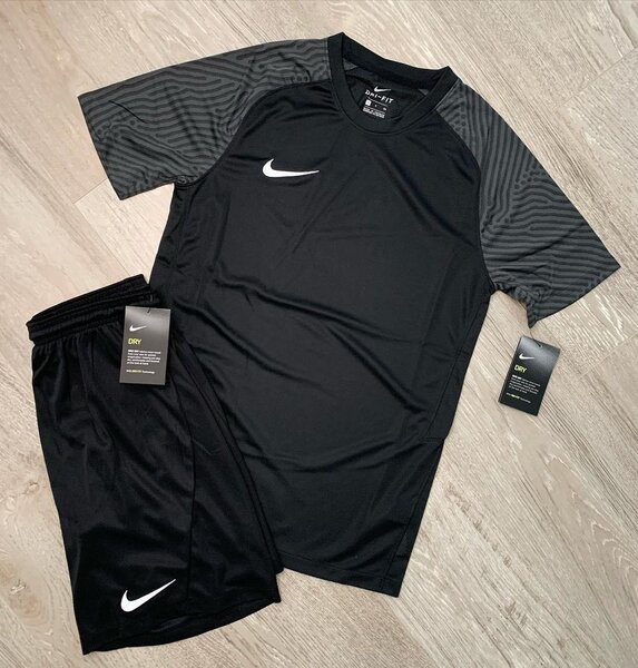 Ensemble Foot Nike Dri-Fit