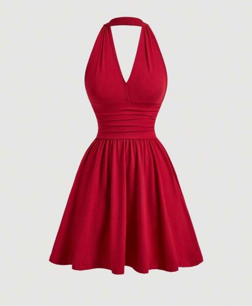 Robe rouge évasée élégante