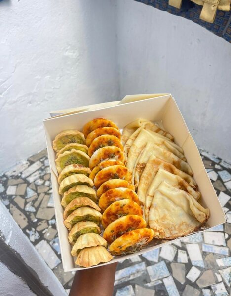 Assortiment de crêpes et snacks