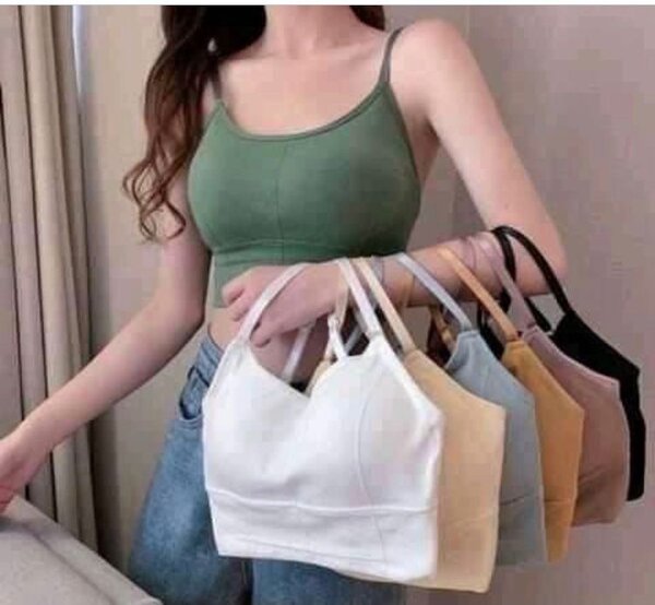 Top court à bretelles tendance