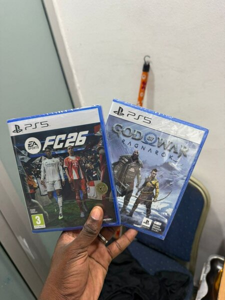 Jeux vidéo PS5 - FC26 et God of War Ragnarok