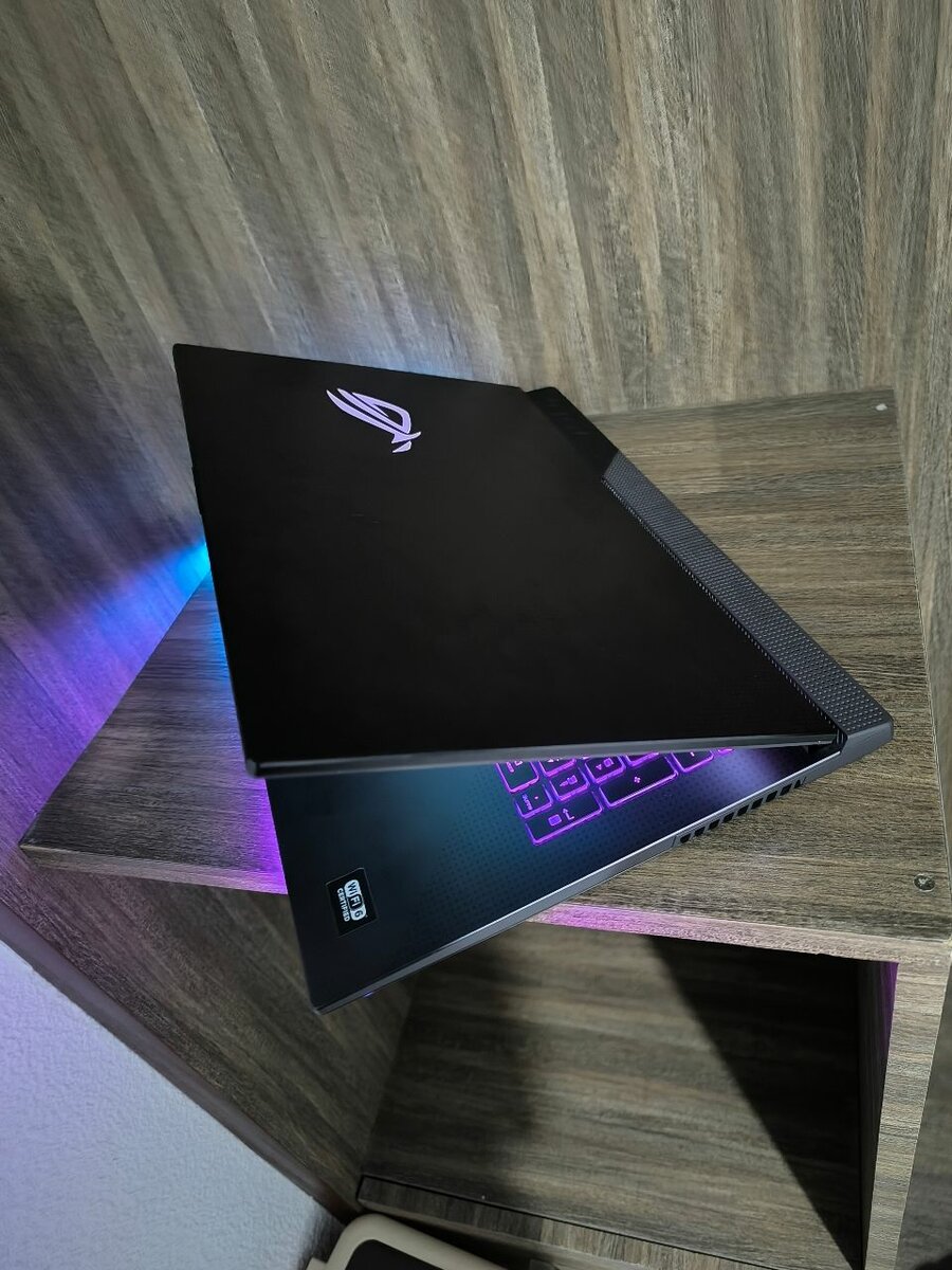 Ordinateur portable gamer RGB puissant