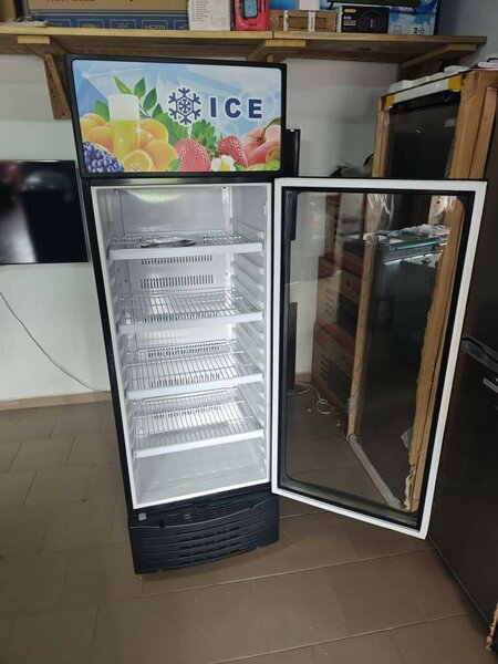 Refroidisseur vitrée 310 L casi neuf 01 mois d'utilisation