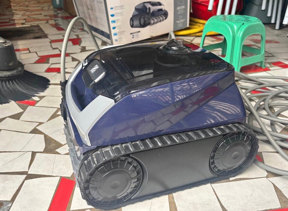 Robot nettoyeur de piscine