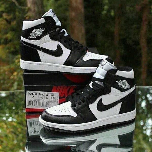 Air Jordan montante de couleur noir blanc de qualité