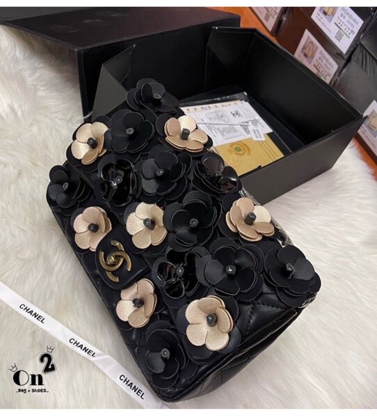 Sac à main fleuri luxueux