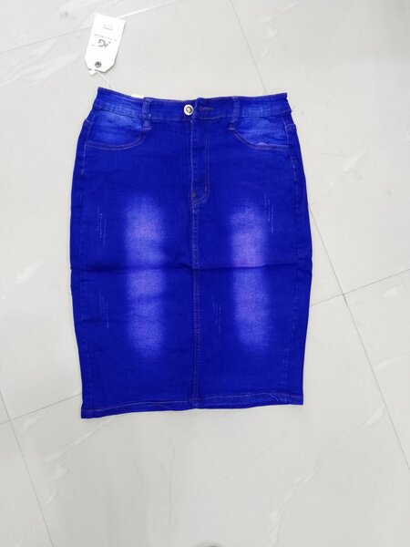 Ladies denim skirt