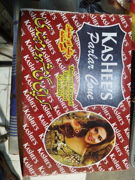 2 Kashees Parlor Cone Mehndi