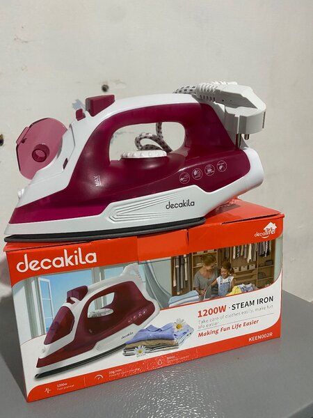 Decakila 1200W Steam Iron