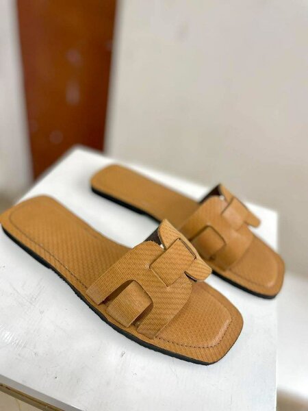 Sandales en cuir élégantes