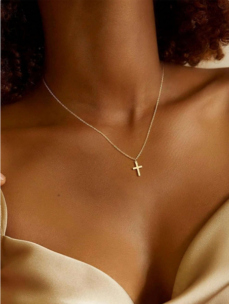 Collier croix en or élégant