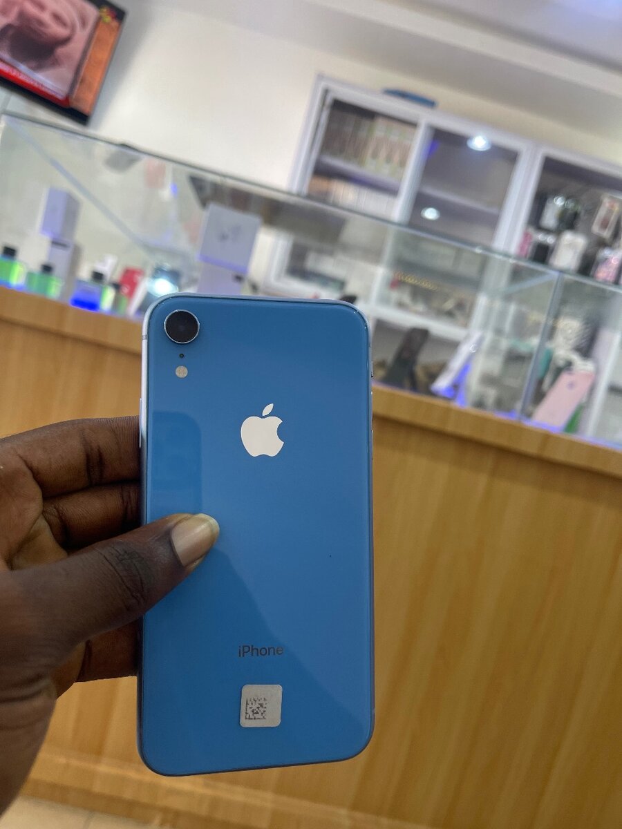 iPhone XR
