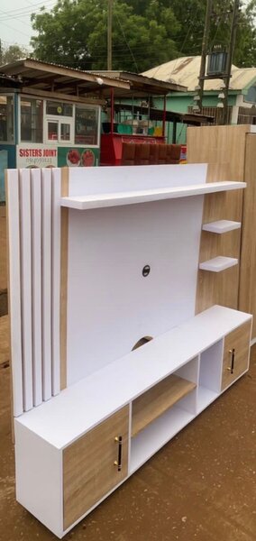 Meuble TV mural moderne