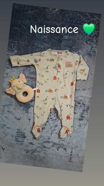 Grenouillère bébé à motifs