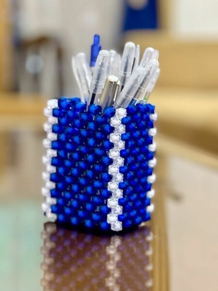 Porte-stylos en perles