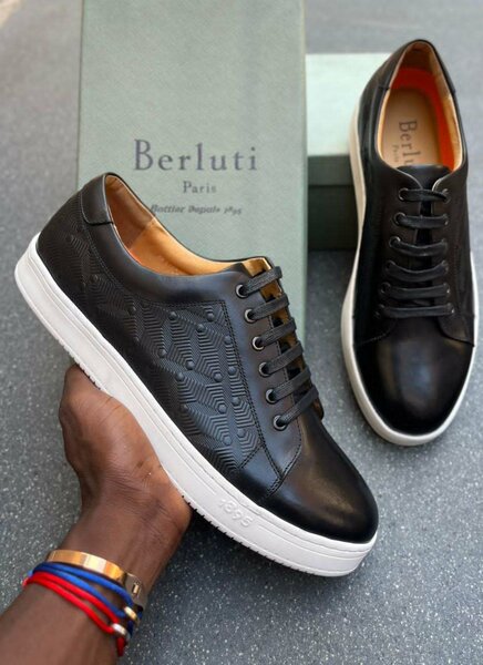 Baskets en cuir Berluti élégantes