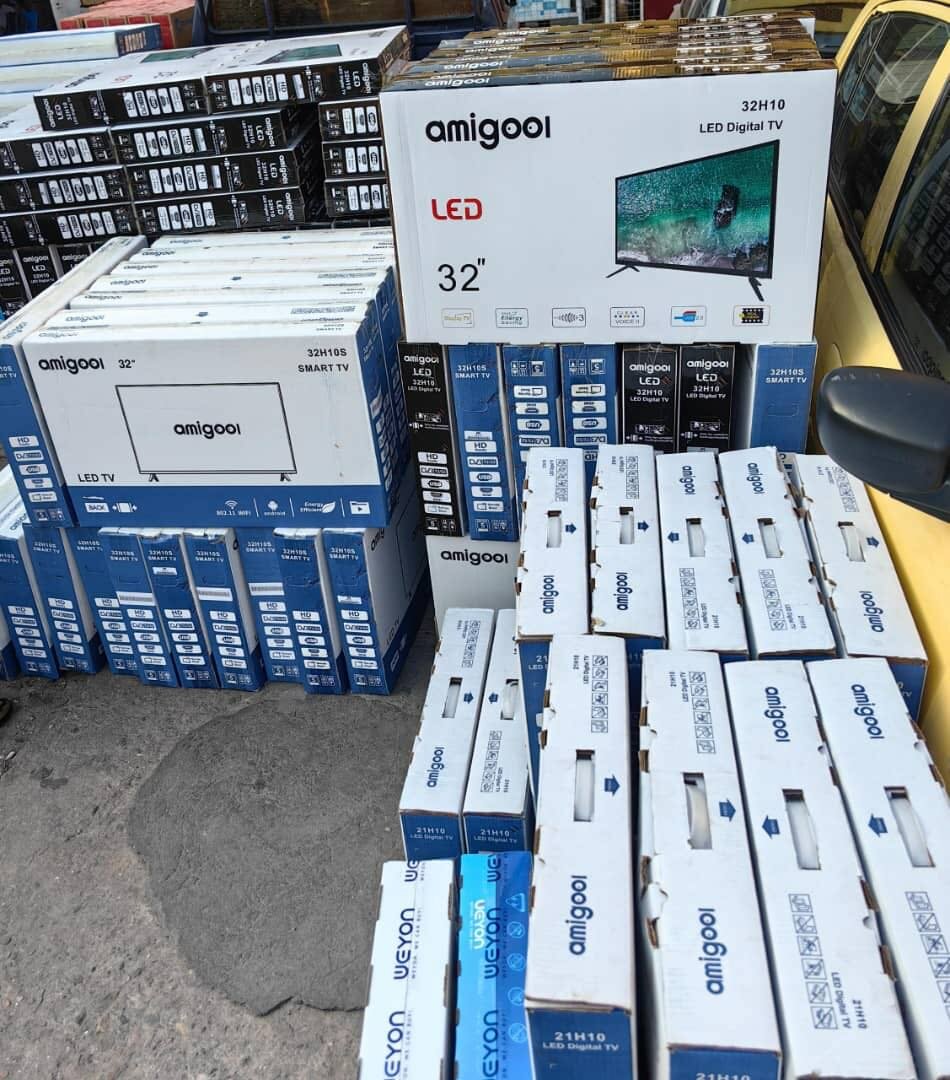 Amigool 32 inches Digital satellite Tv