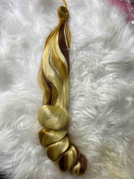 French Loosewaves (braids ext)