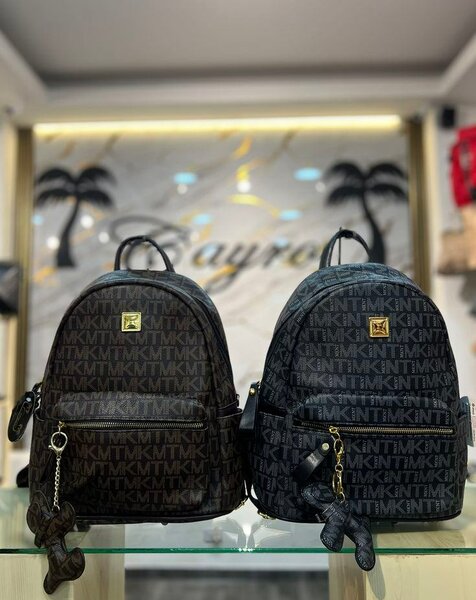 Sac à dos MKT tendance en noir