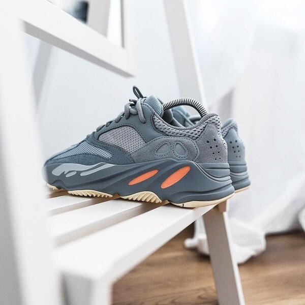 Yeezy 700