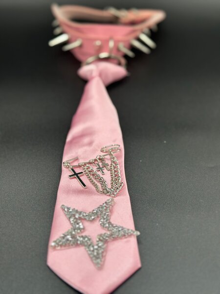 Pink Spiked Dog Collar