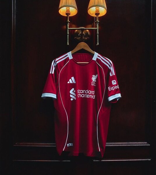 Maillot de Football Liverpool FC