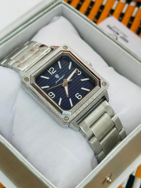 Montre Homme Carrée Acier