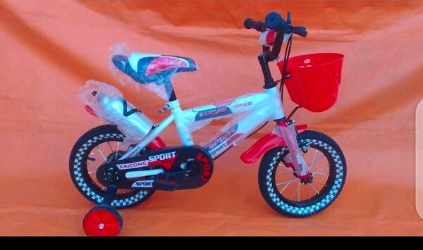 Vélo enfant 12 pouces avec roues stabilisatrices