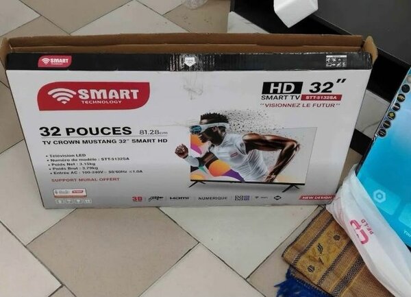 Télévision Smart 32 pouces HD