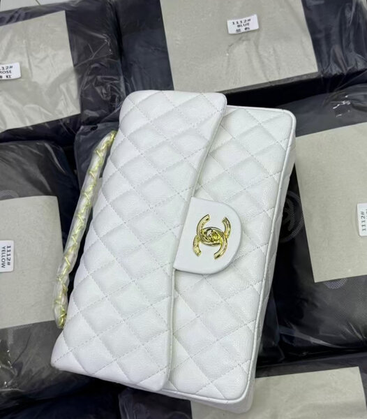 Pochette blanche matelassée