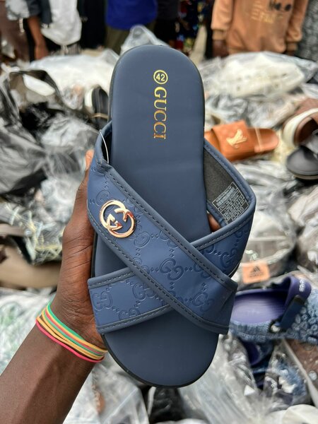 Sandales de plage homme Gucci