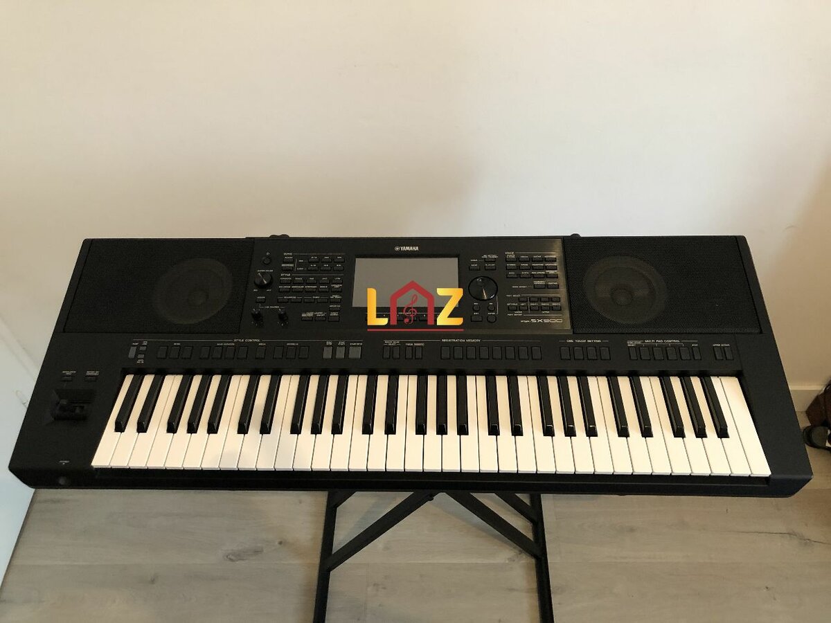 Clavier Yamaha PSR-SX900