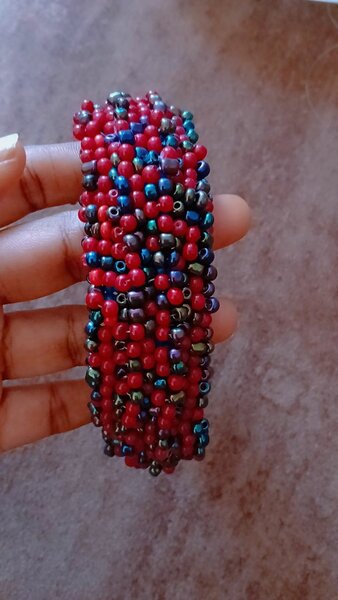 Bead bracelet