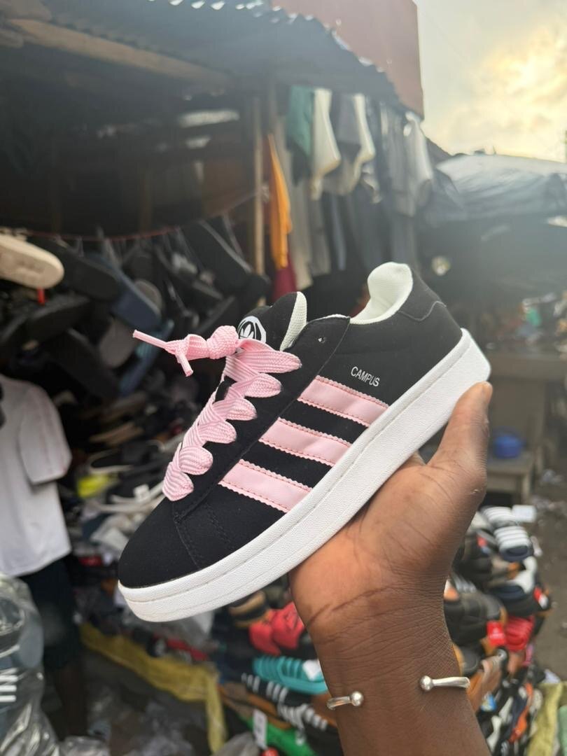 Baskets noires Campus rose