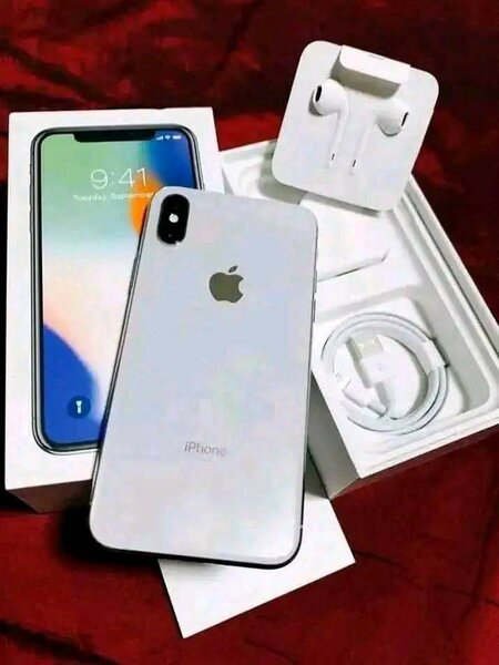 iPhone XS Max 64 Go Argent Neuf