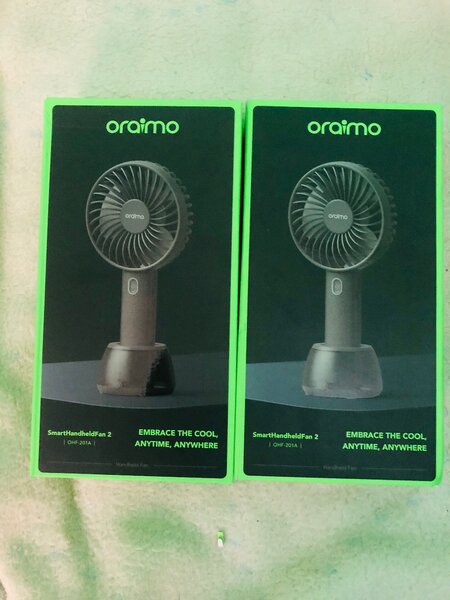 oraimo SmartHandheldfan 2 Handheld Fan with Light Base