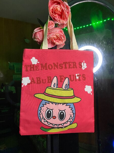Tote bag à motif animé