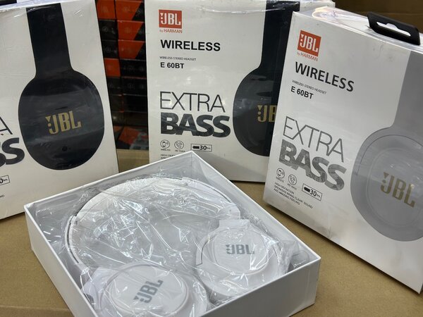 JBL Bluetooth headphone