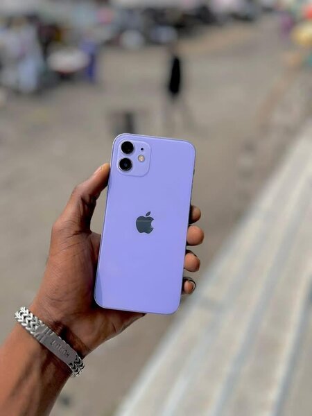 iPhone 12 Violet