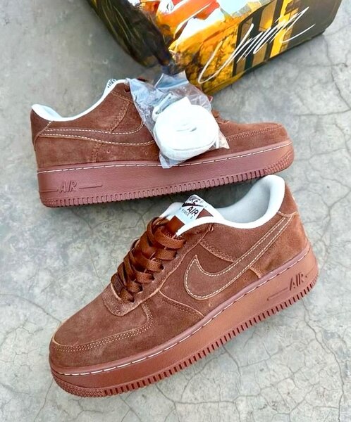 Nike Air Force 1