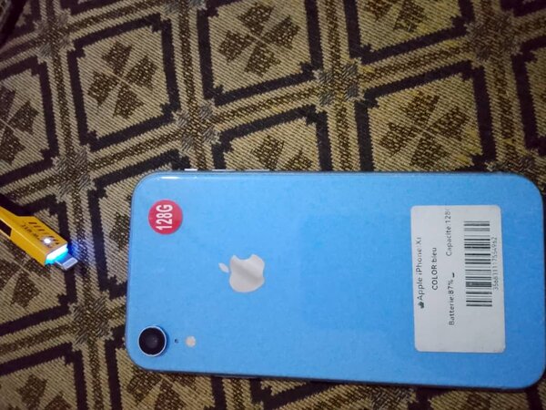 iPhone XR 128 Go Bleu