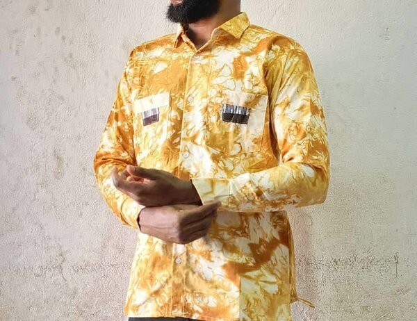 Chemise à motifs tie-dye