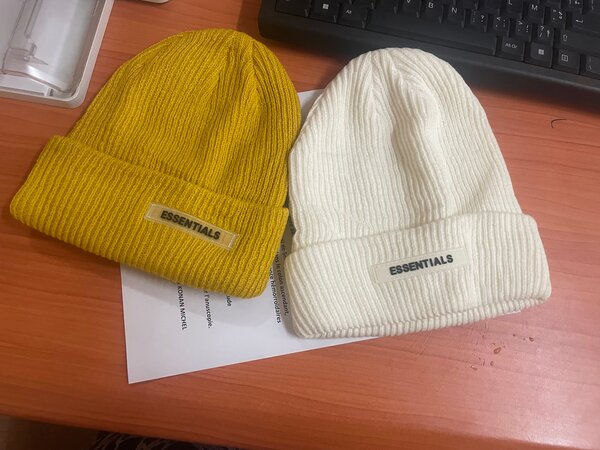 Bonnets côtelés Essentials