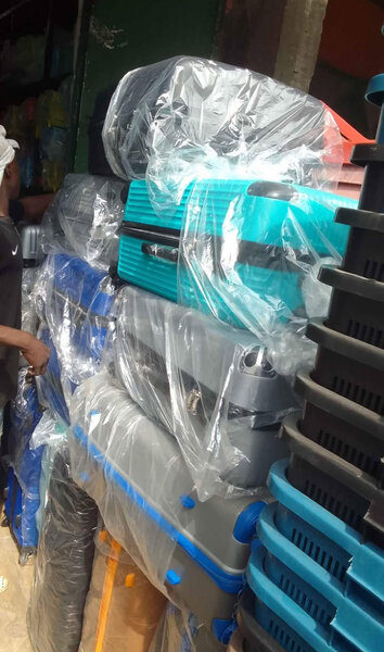 Valise rigide à roulettes