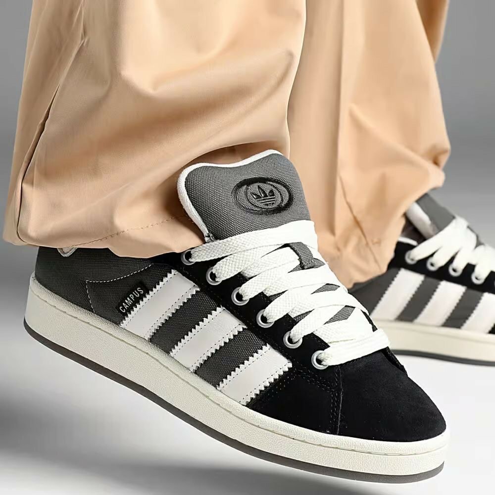 Campus   Pointures : 37@41  Prix : 15.000f